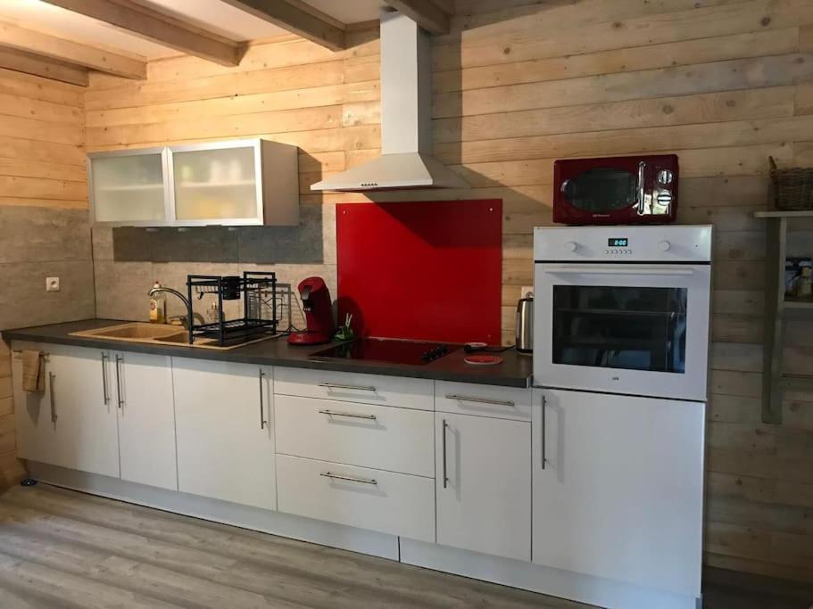Chalet Au Milieu De La Foret Avec Lac A Proximite Layrac Exteriér fotografie