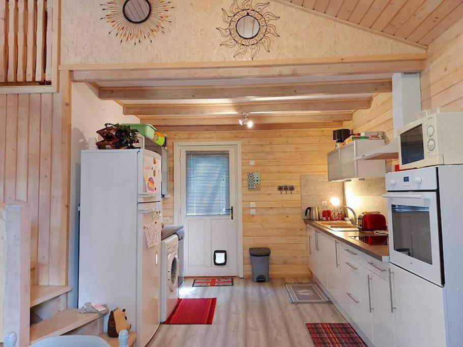 Chalet Au Milieu De La Foret Avec Lac A Proximite Layrac Exteriér fotografie