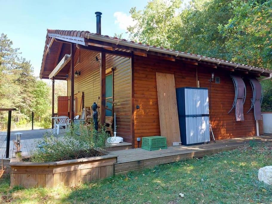 Chalet Au Milieu De La Foret Avec Lac A Proximite Layrac Exteriér fotografie